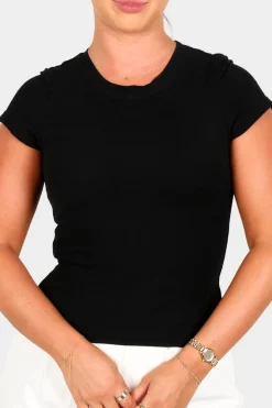 Fayt Tops | BUTTERY TEE BLACK