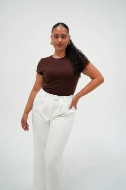 Fayt Tops | BUTTERY TEE CHOCOLATE