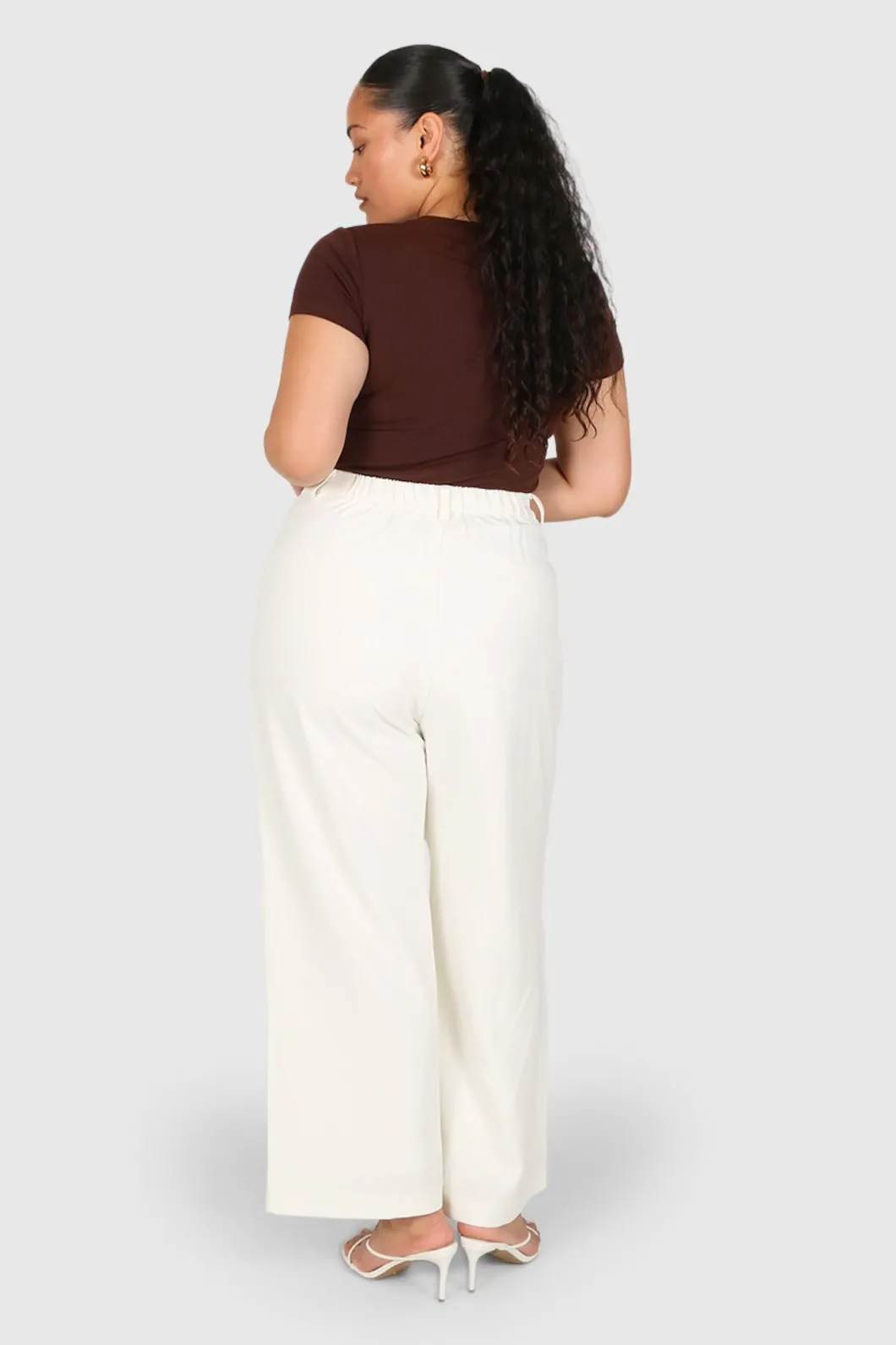 Fayt Tops | BUTTERY TEE CHOCOLATE