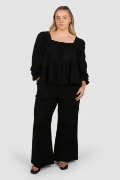 Fayt Tops | Sets | ELARA TOP BLACK