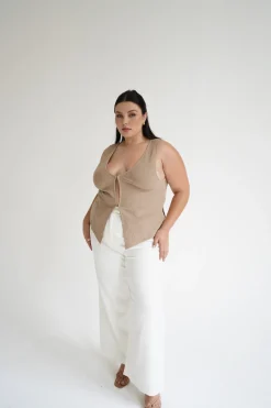 Fayt Tops | EVIE WAFFLE TOP BISCUIT