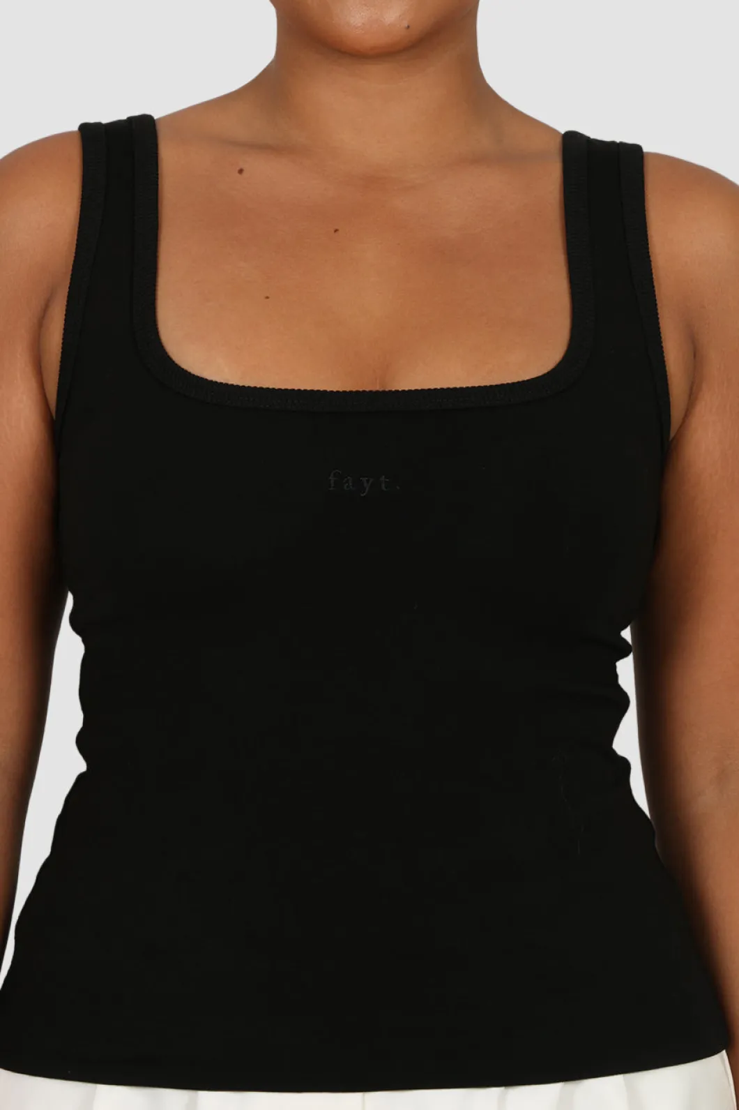 Fayt Tops | Activewear | LOGO TANK BLACKOUT