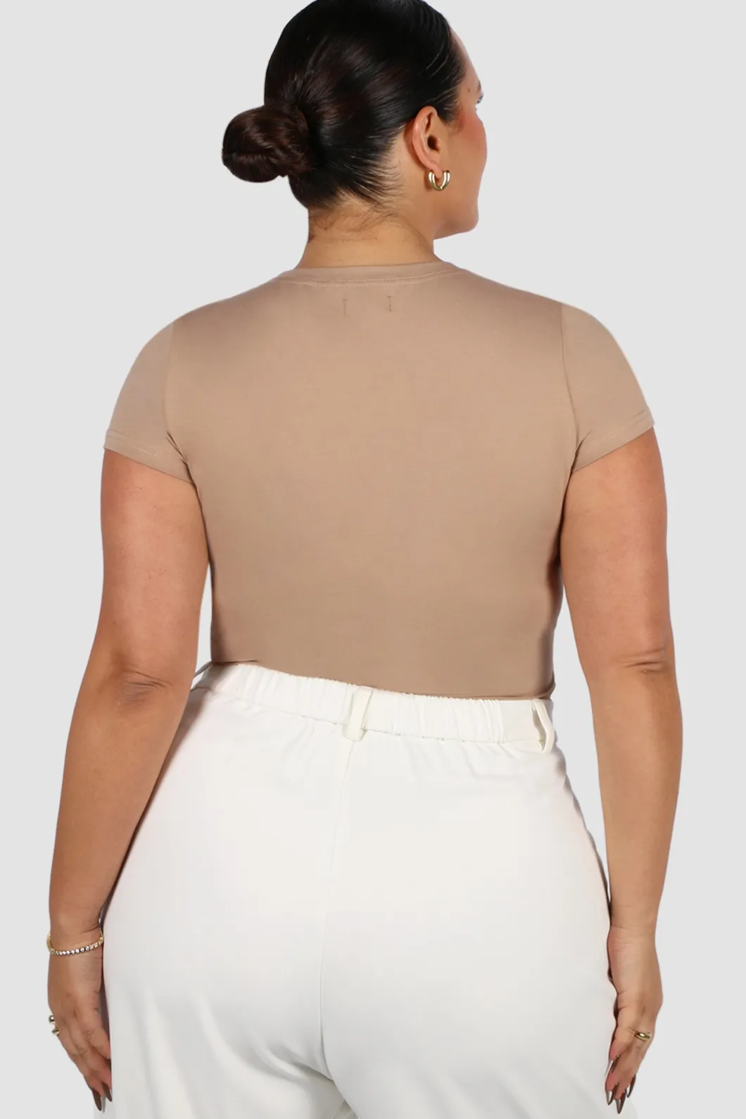 Fayt Tops | LIGHT BUTTERY TEE NEUTRAL