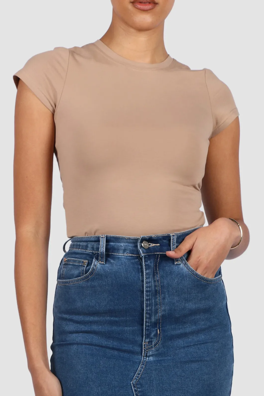 Fayt Tops | LIGHT BUTTERY TEE NEUTRAL